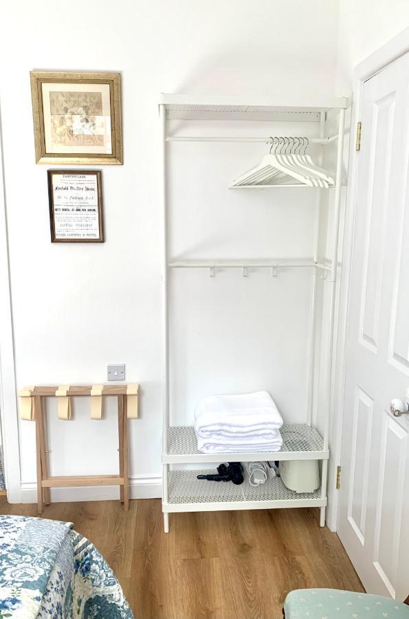 Bed and Breakfast Esme'S Winchester Esterno foto